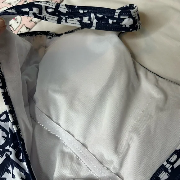 Signature One-Piece Swimsuit Navy and white monogram size XL - Picture 10 of 11